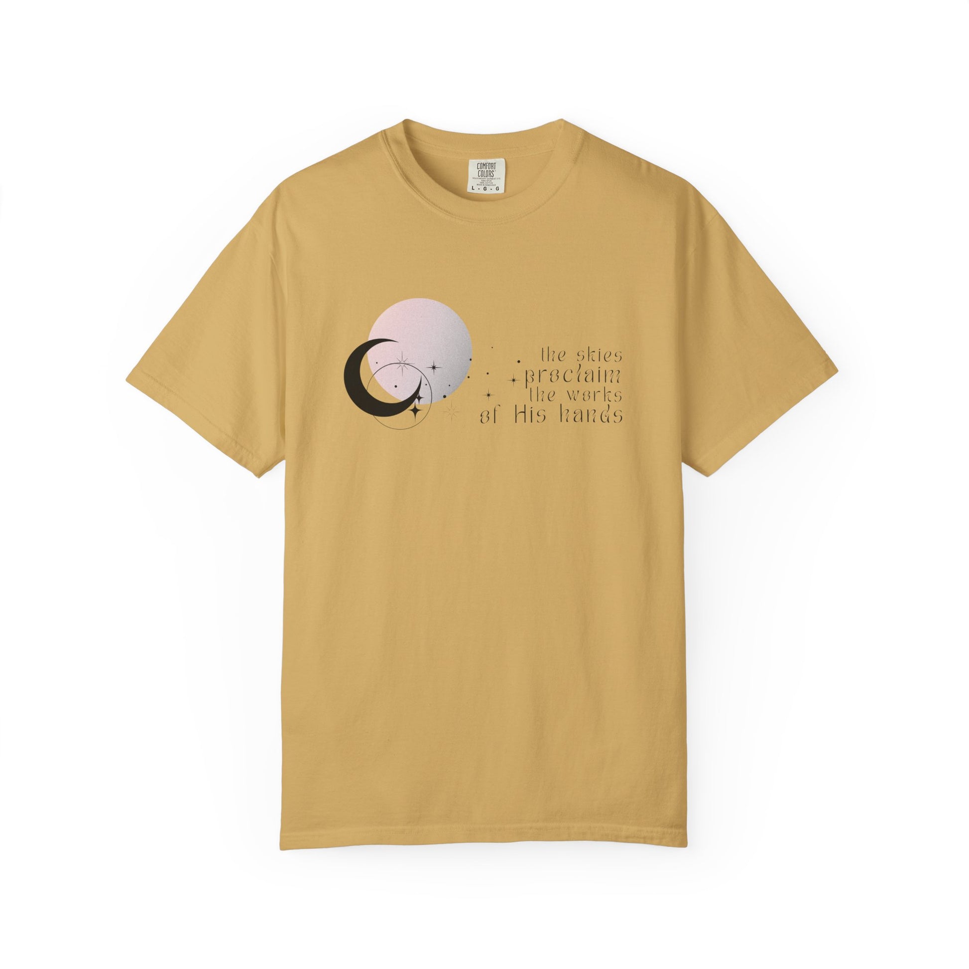 Serene T-Shirt with Abstract Design, Relaxed Fit Tee for Everyday Wear, Boho Style, Gift for Birthdays, Relaxation, Casual Occasions, [...]